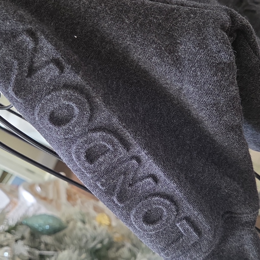 Boys BurrberryFleece Sweatshirt. Gray with Burberry logo. - Picture 3 of 9